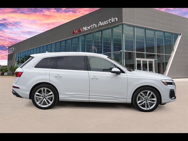 2025 Audi Q7 Premium Plus