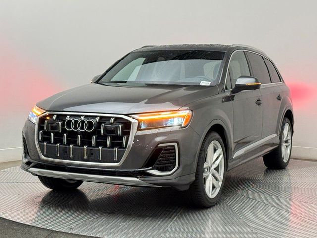 2025 Audi Q7 Premium Plus
