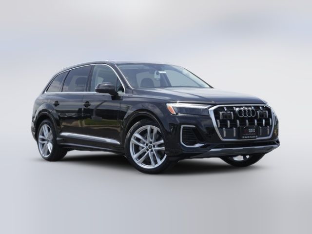 2025 Audi Q7 Premium Plus