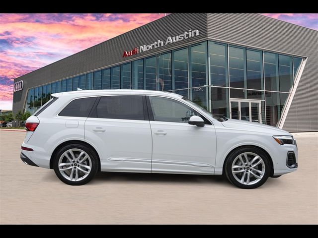 2025 Audi Q7 Premium Plus
