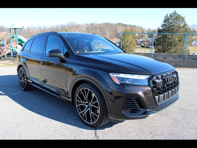 2025 Audi Q7 Prestige