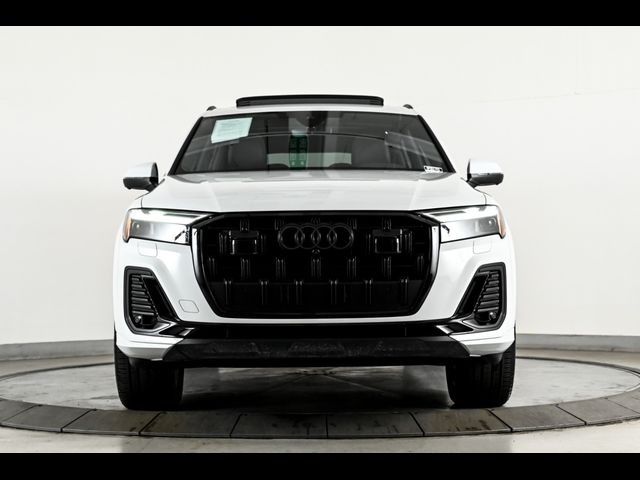 2025 Audi Q7 Premium Plus
