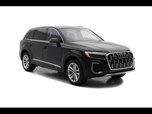 2025 Audi Q7 Premium