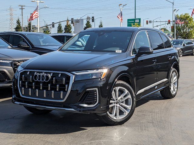 2025 Audi Q7 Premium