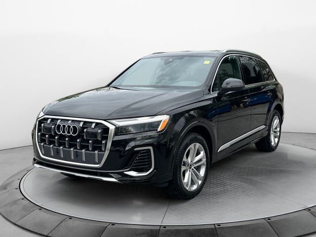 2025 Audi Q7 Premium