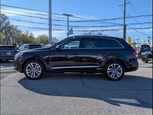 2025 Audi Q7 Premium