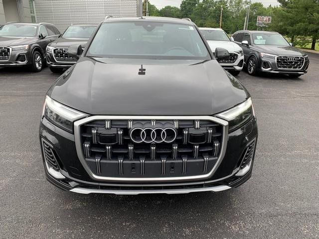 2025 Audi Q7 Premium