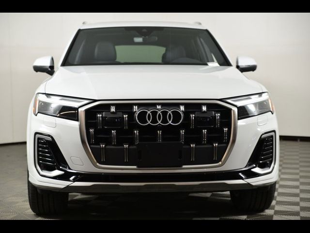 2025 Audi Q7 Premium