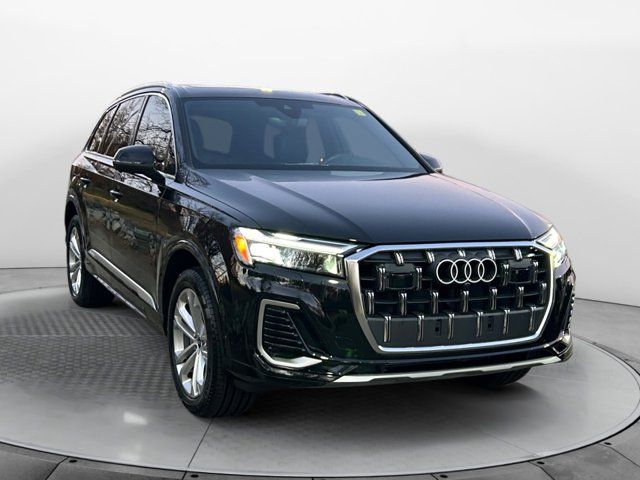 2025 Audi Q7 Premium