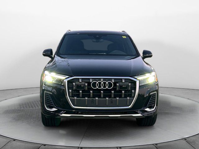 2025 Audi Q7 Premium