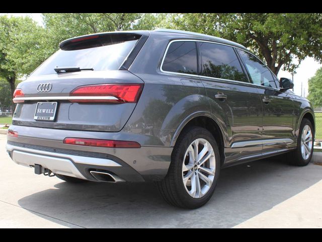 2025 Audi Q7 Premium