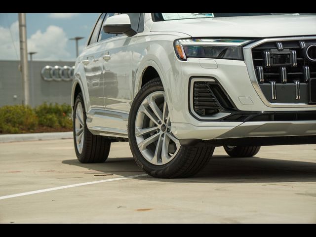 2025 Audi Q7 Premium