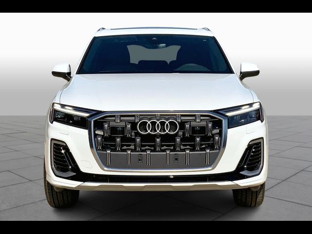 2025 Audi Q7 Premium