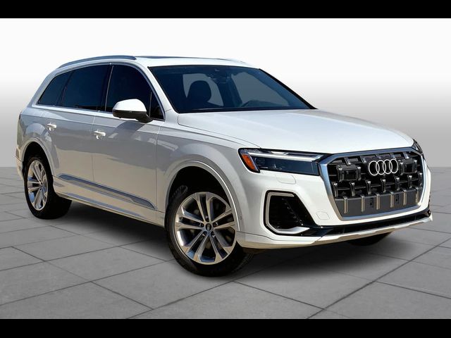 2025 Audi Q7 Premium