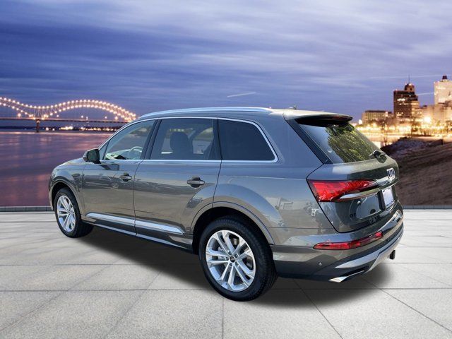 2025 Audi Q7 Premium