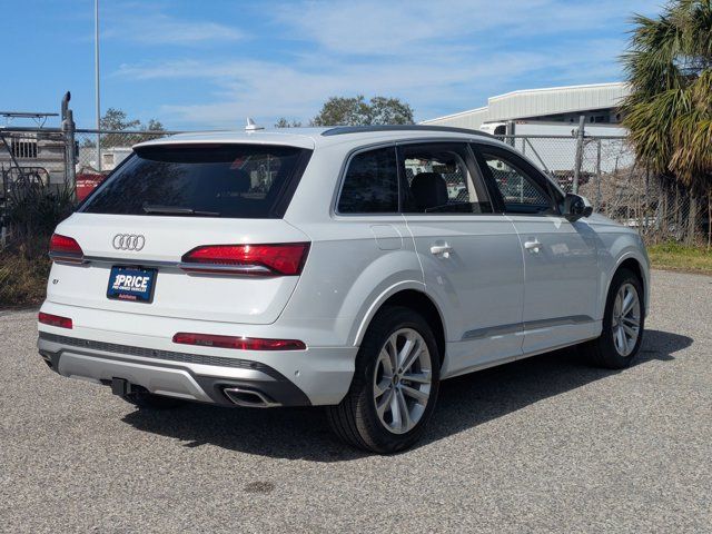 2025 Audi Q7 Premium