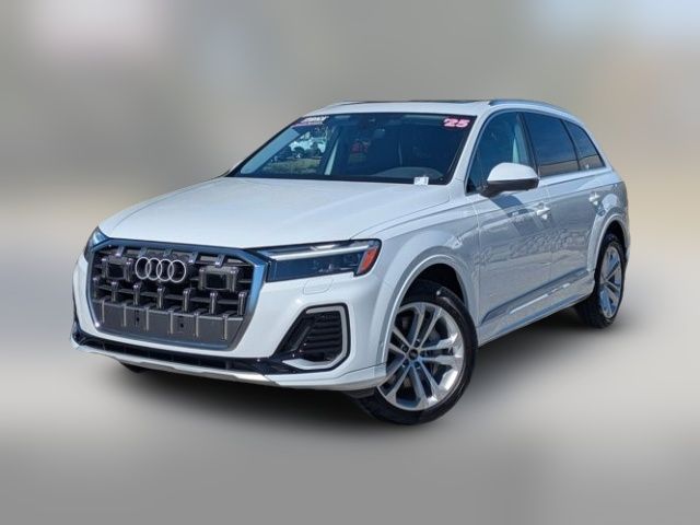 2025 Audi Q7 Premium