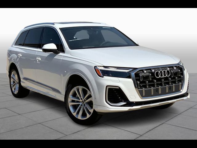 2025 Audi Q7 Premium