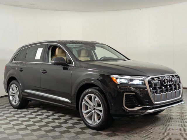 2025 Audi Q7 Premium