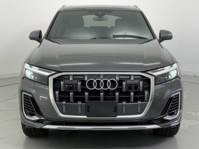 2025 Audi Q7 Premium