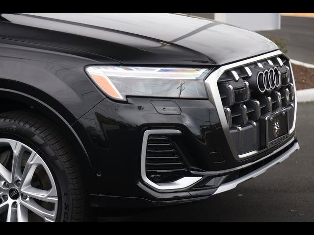 2025 Audi Q7 Premium