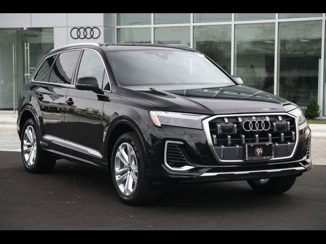 2025 Audi Q7 Premium