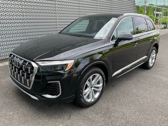 2025 Audi Q7 Premium