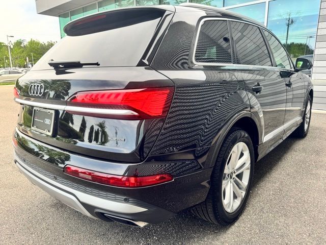 2025 Audi Q7 Premium