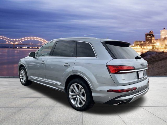 2025 Audi Q7 Premium