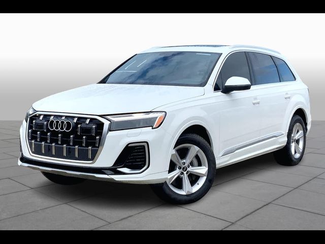 2025 Audi Q7 Premium