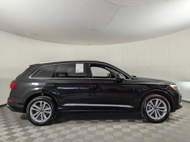 2025 Audi Q7 Premium