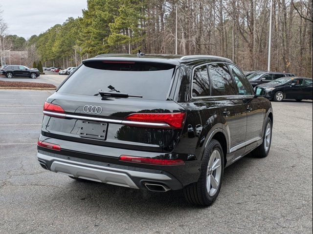 2025 Audi Q7 Premium