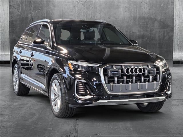 2025 Audi Q7 Premium