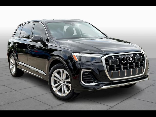 2025 Audi Q7 Premium