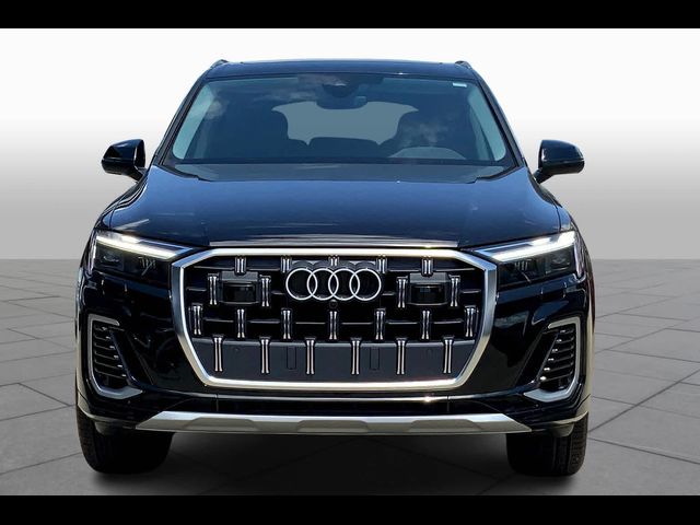 2025 Audi Q7 Premium