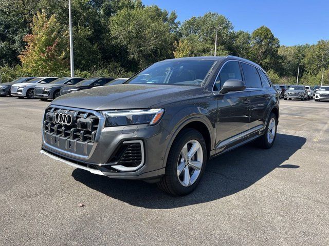 2025 Audi Q7 Premium