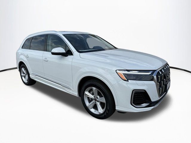 2025 Audi Q7 Premium