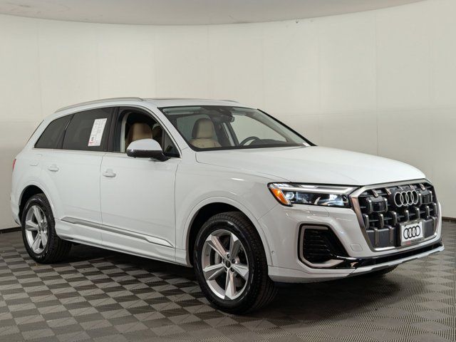 2025 Audi Q7 Premium