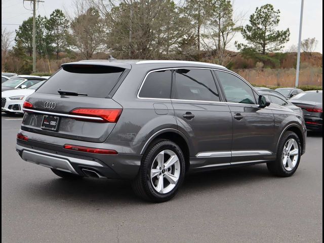 2025 Audi Q7 Premium