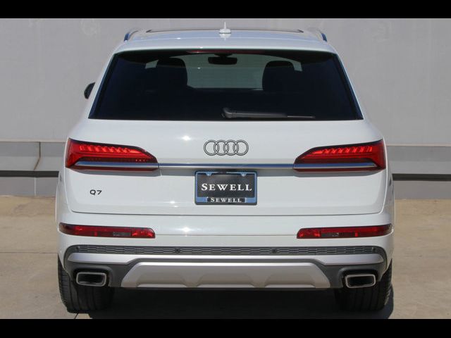 2025 Audi Q7 Premium