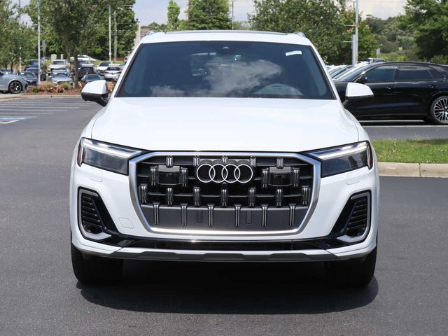 2025 Audi Q7 Premium