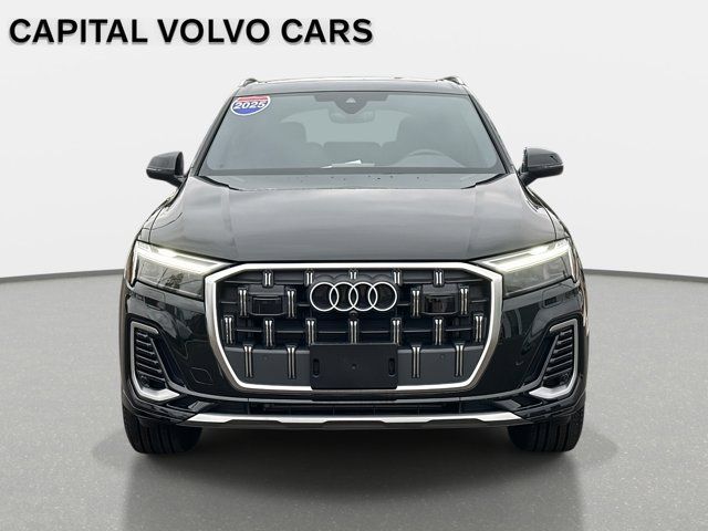 2025 Audi Q7 Premium
