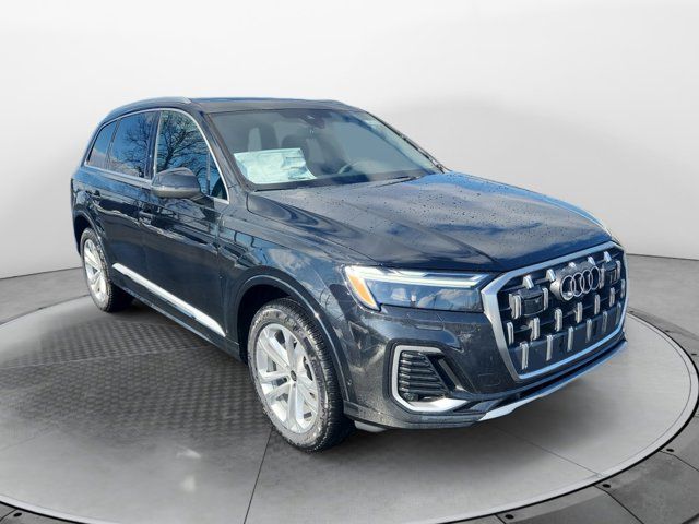 2025 Audi Q7 Premium