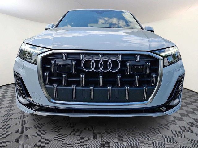 2025 Audi Q7 Premium