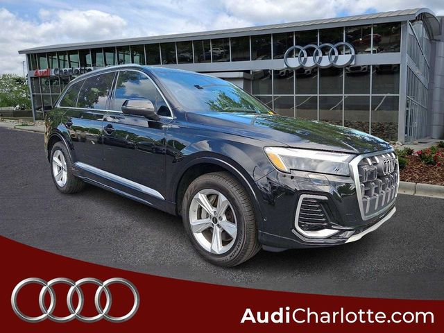 2025 Audi Q7 Premium
