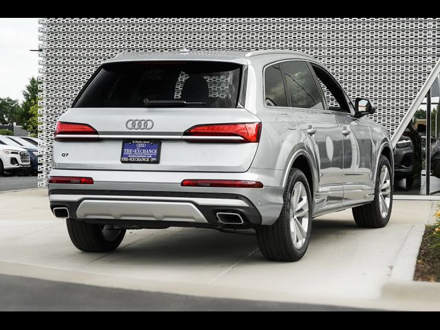 2025 Audi Q7 Premium