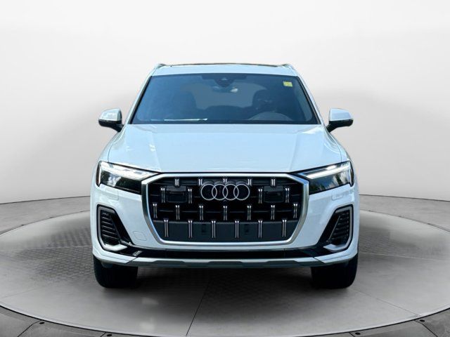 2025 Audi Q7 Premium