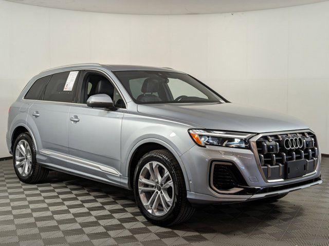 2025 Audi Q7 Premium