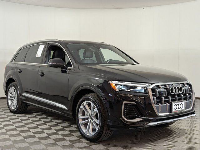 2025 Audi Q7 Premium