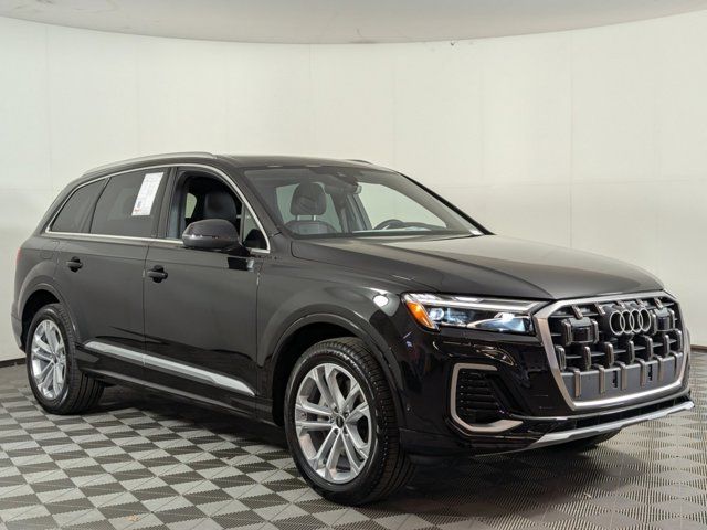 2025 Audi Q7 Premium